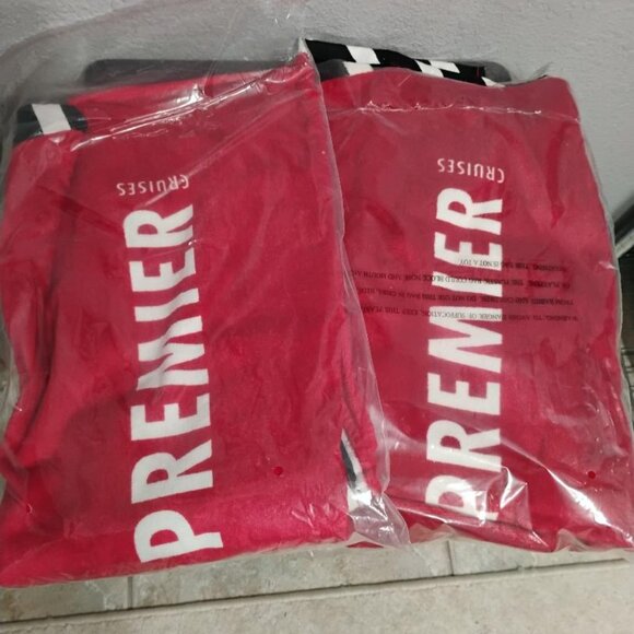 Set 2 Beach/Pool Towels NIB - Picture 1 of 4